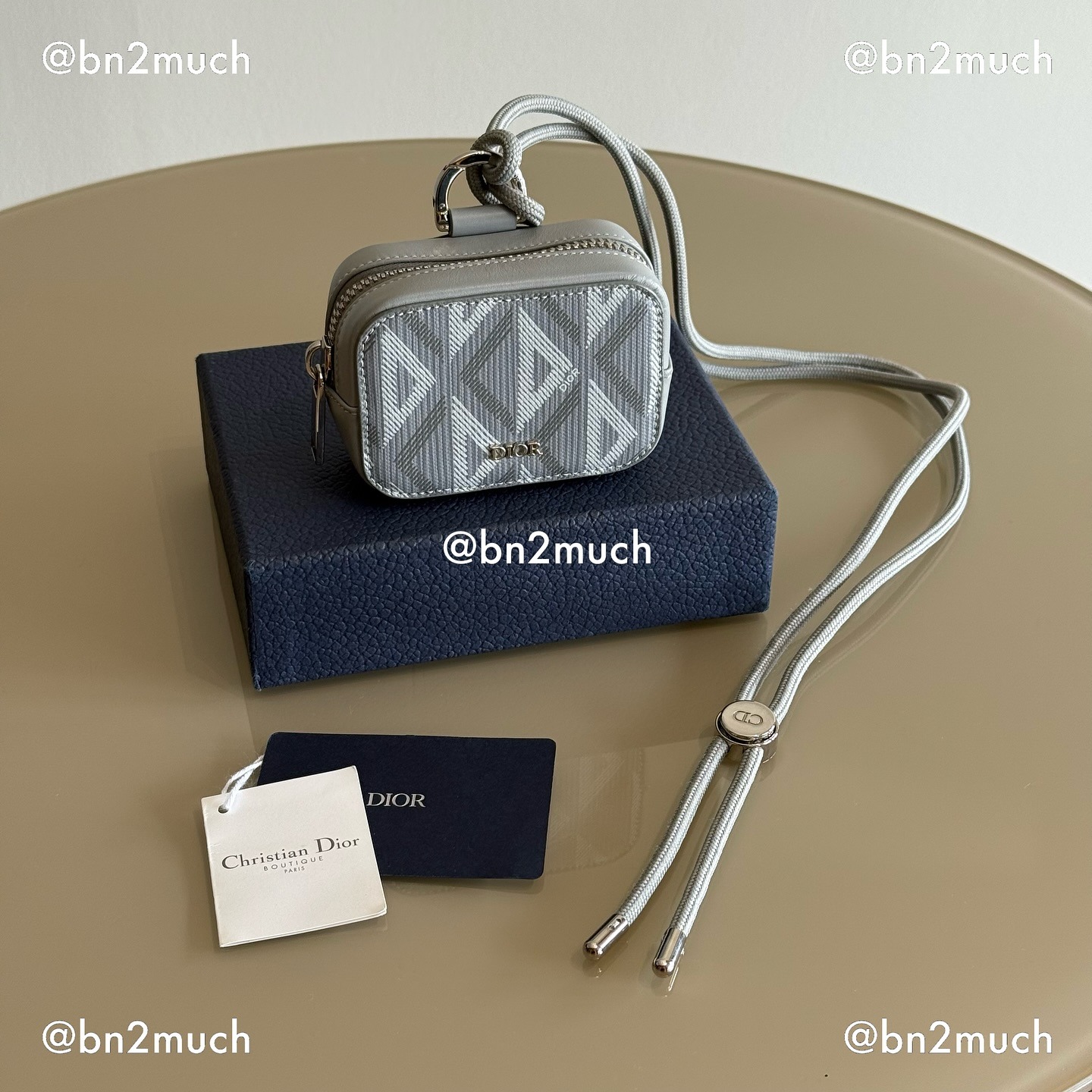 DIOR Horizontal Nano Pouch 2023