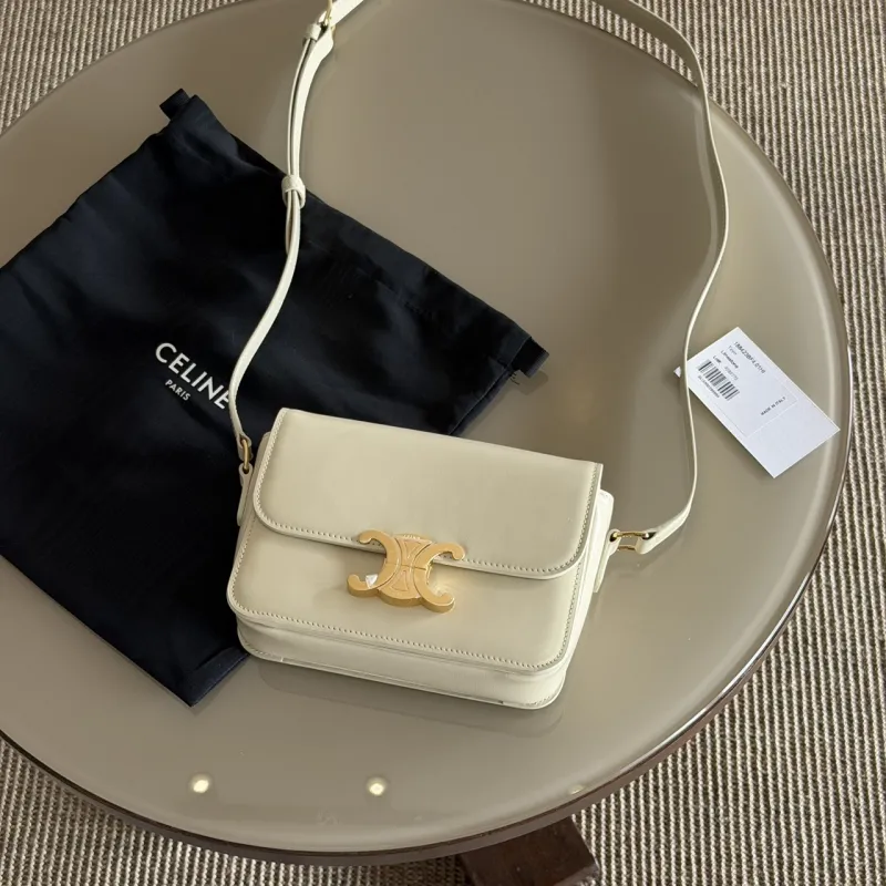 CELINE TEEN TRIOMPHE BAG IN SHINY CALFSKIN Limestone