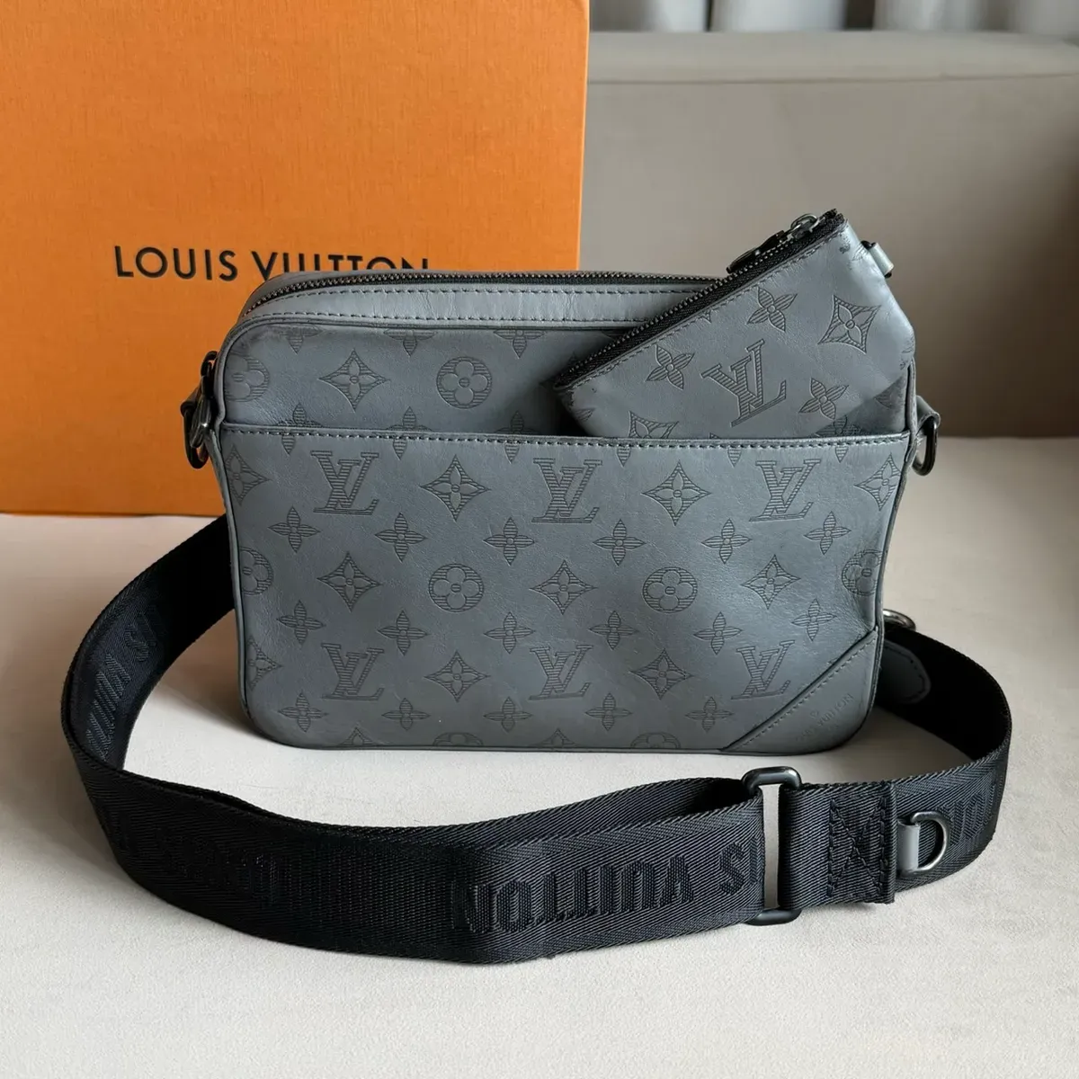 LV Duo Messenger Microchip