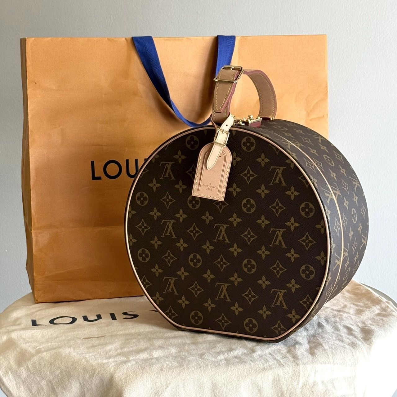 LV Boîte Chapeau 30 Y.2020 