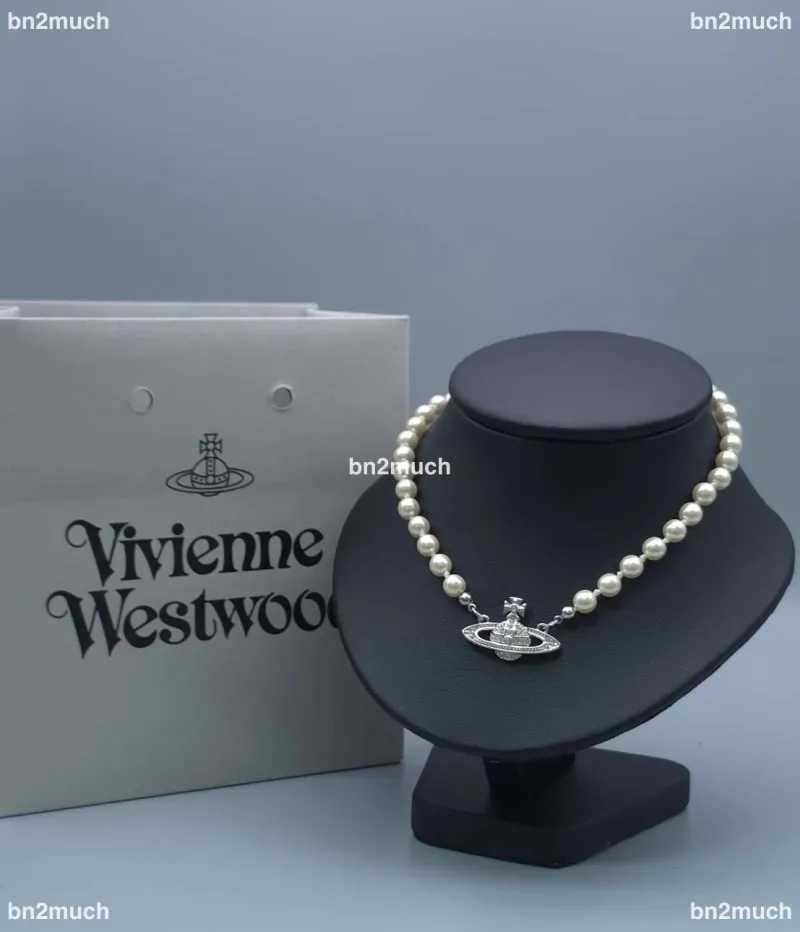 Vivienne Westwood Mini Bas Relief Pearl Choker