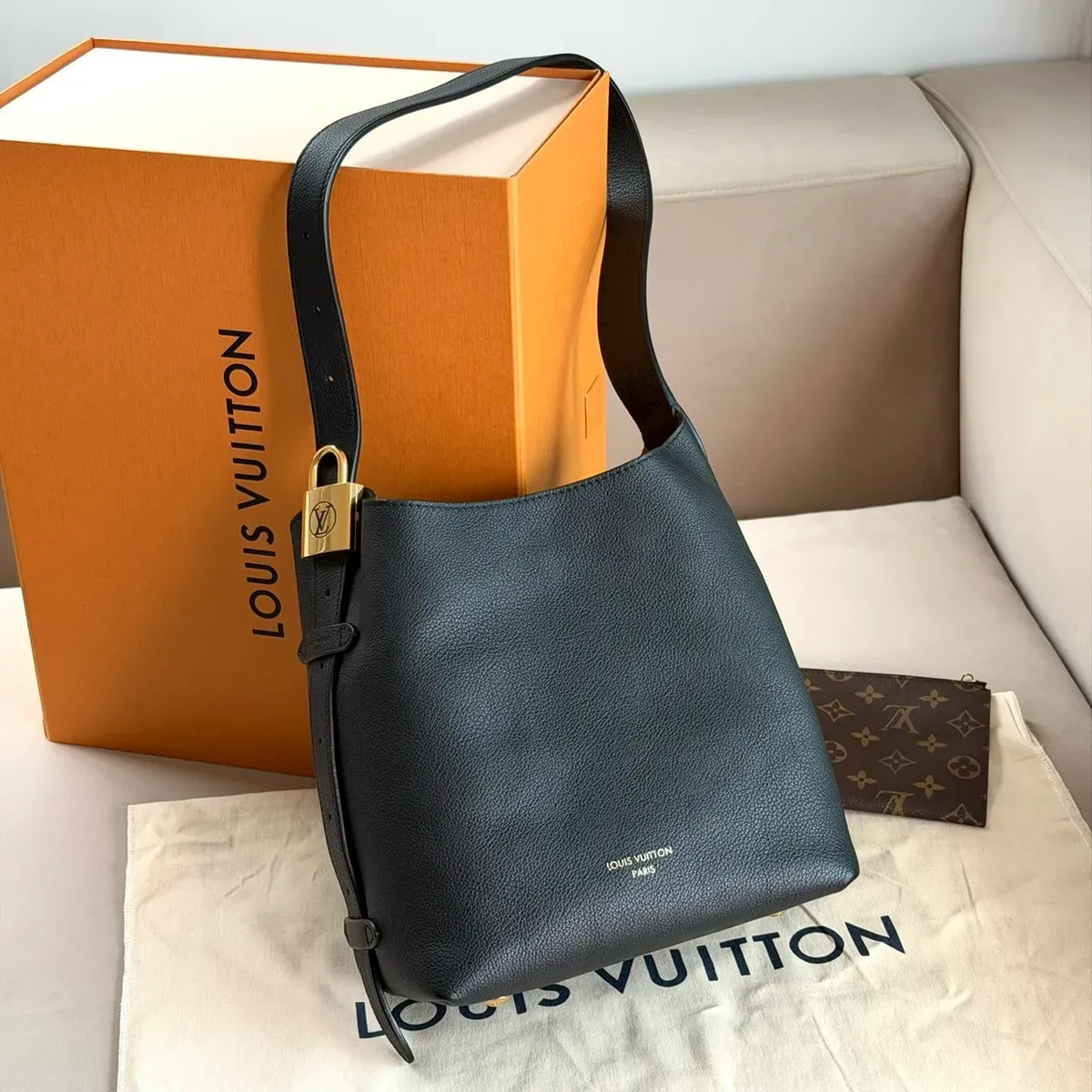 LV Low Key Hobo PM Microchip